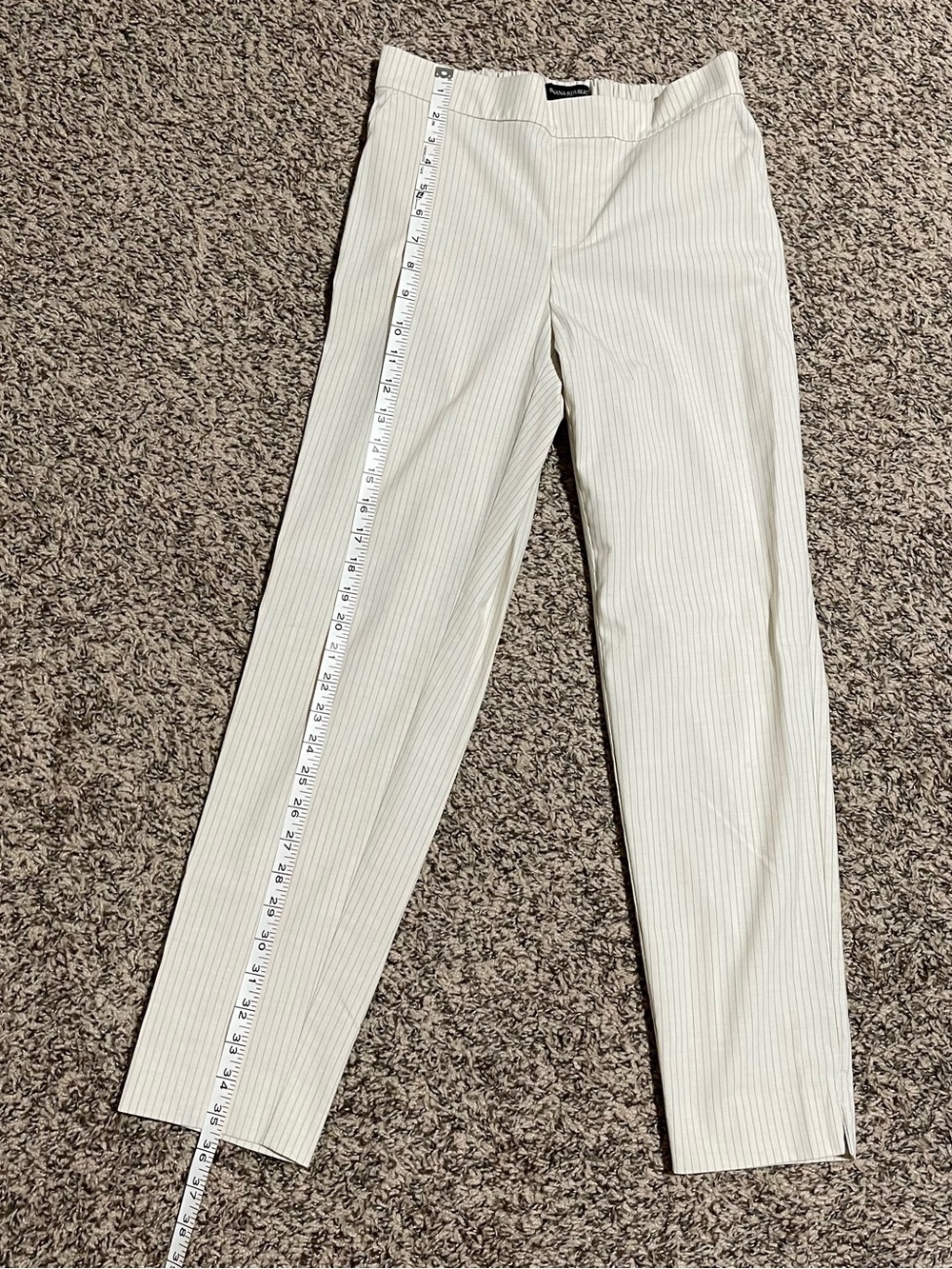 Women's pants Banana Republic Hayden Pant size 2 pinstripe white